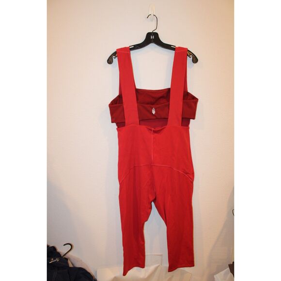 Free People Movement red burgundy cropped workout jumpsuit xlarge - Picture 8 of 11
